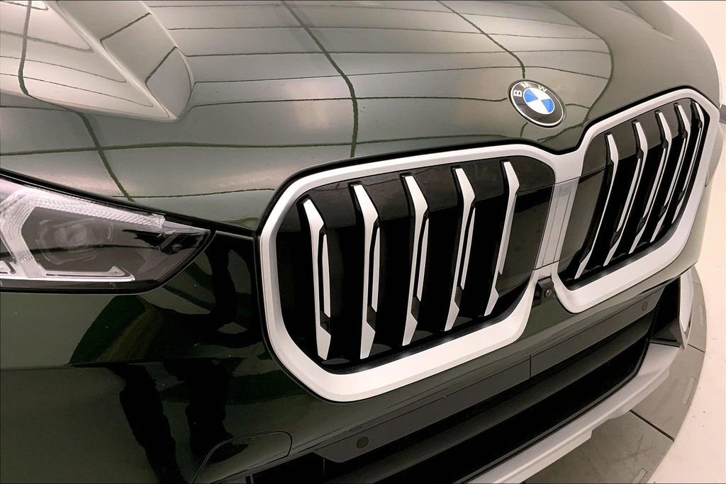 Certified 2025 BMW X1 xDrive28i AWD/4WD image 29