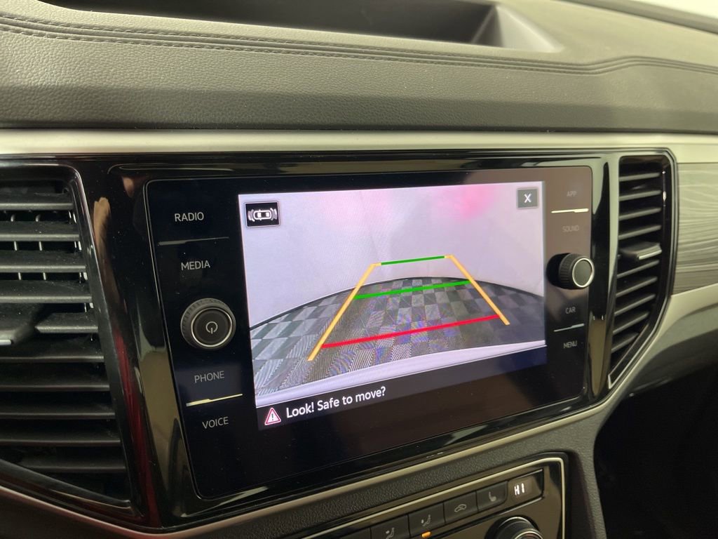 Used 2022 Volkswagen Atlas Cross Sport SE w/ Panoramic Sunroof Package image 29