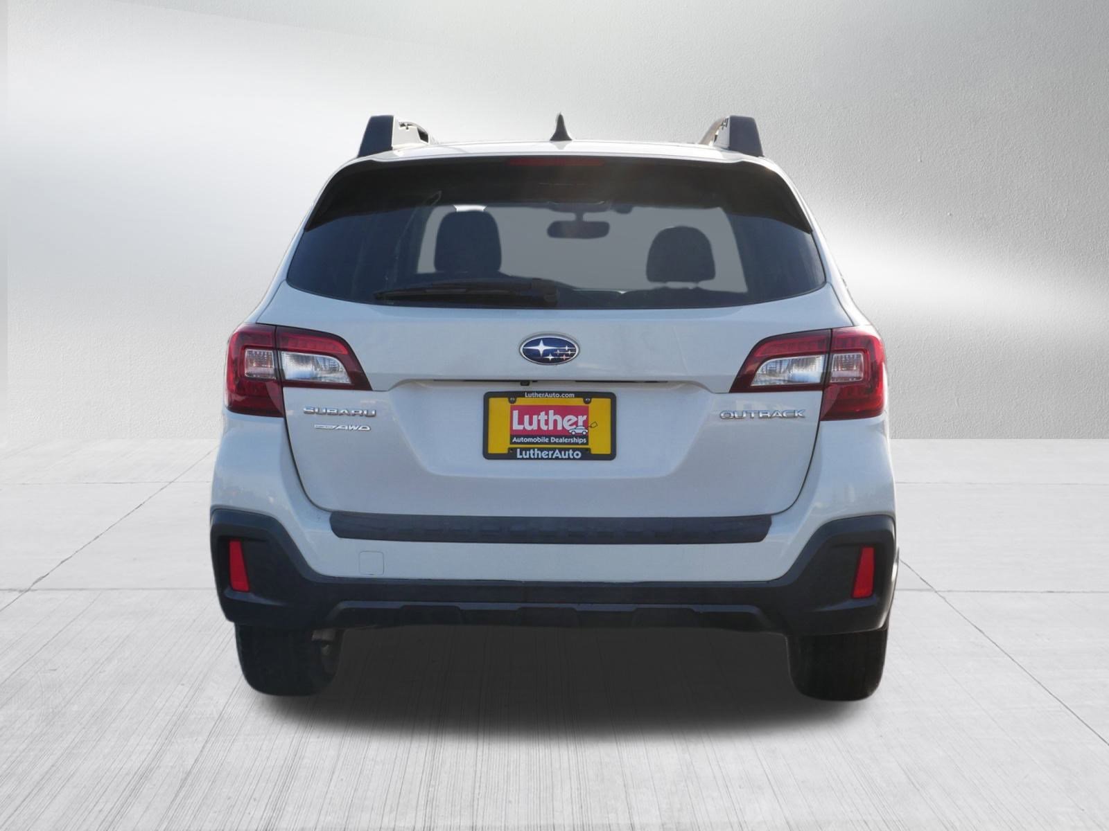 Used 2019 Subaru Outback 2.5i Premium image 6