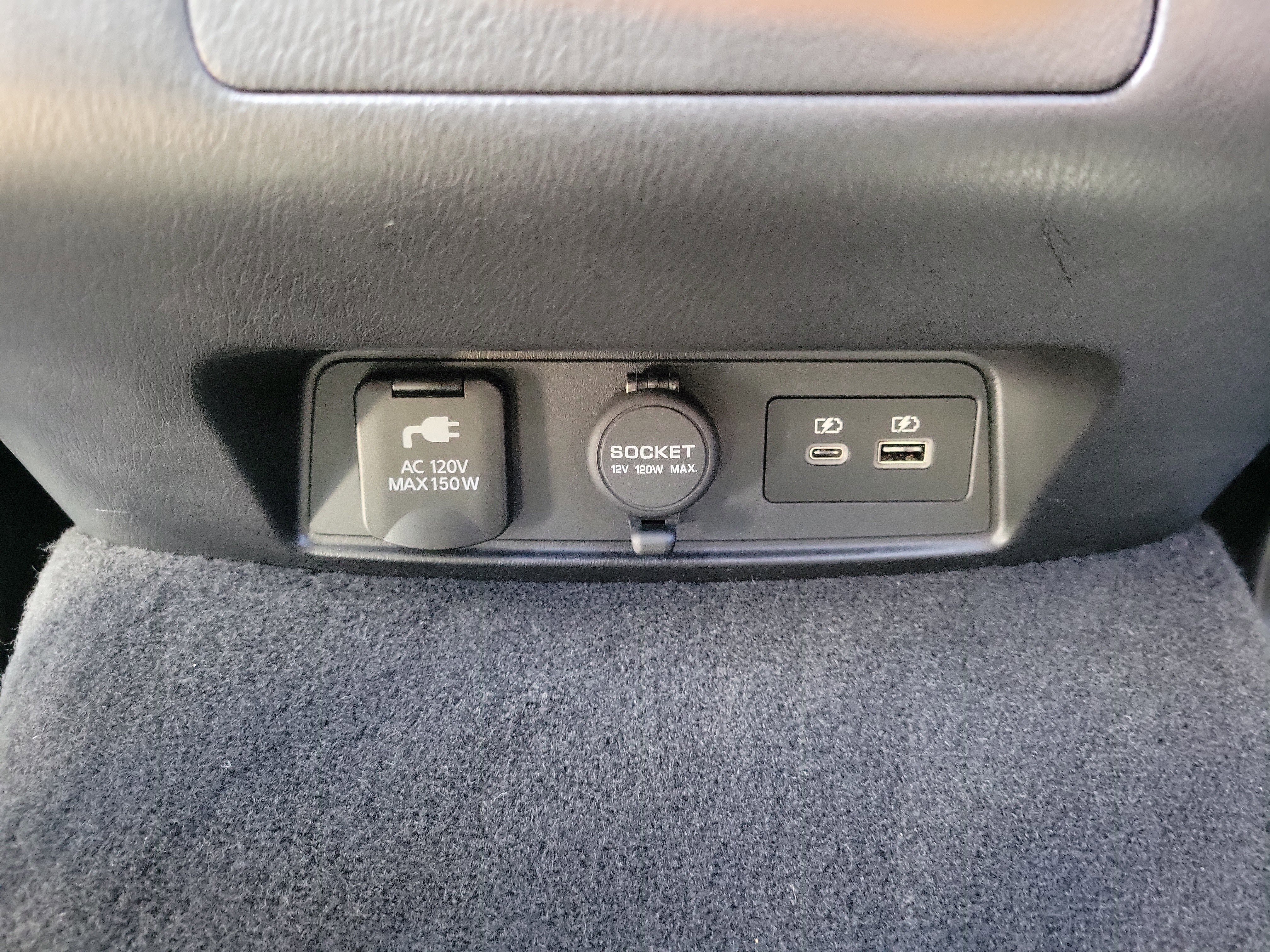 Certified 2021 Nissan Armada Platinum image 17