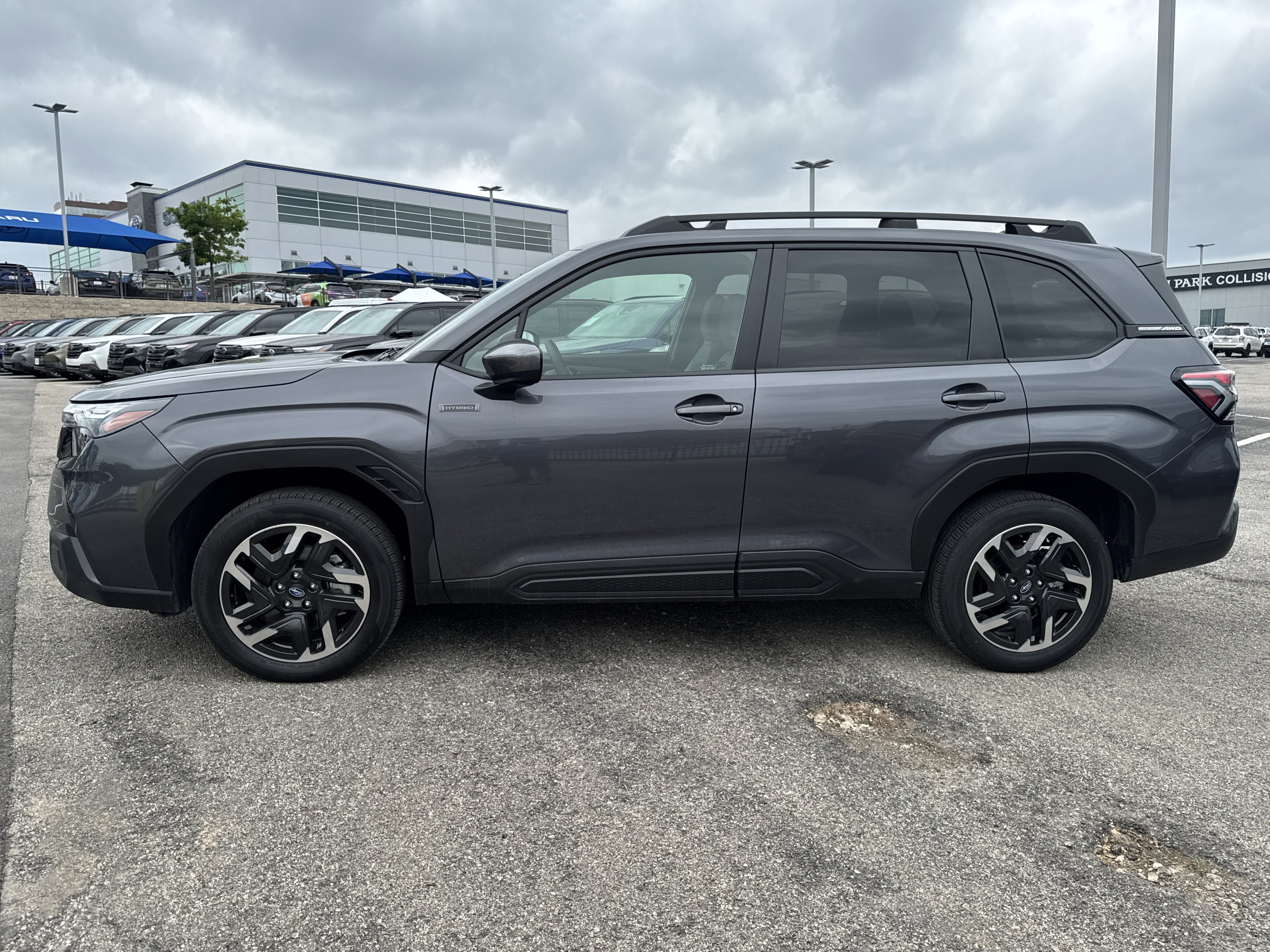 Certified 2025 Subaru Forester Premium AWD/4WD image 6