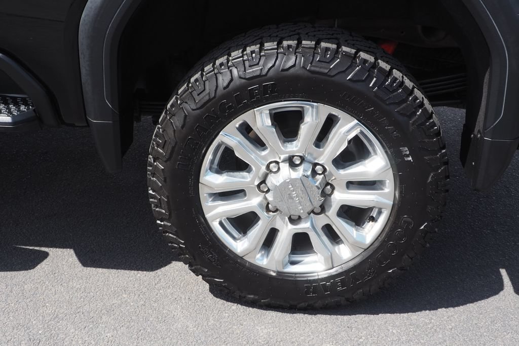 Used 2020 GMC Sierra 2500 Denali w/ Denali Ultimate Package AWD/4WD image 9