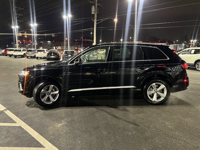 Used 2022 Audi Q7 3.0T Premium w/ Convenience Package image 2