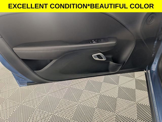 Used 2022 Dodge Challenger SXT w/ Blacktop Package image 10