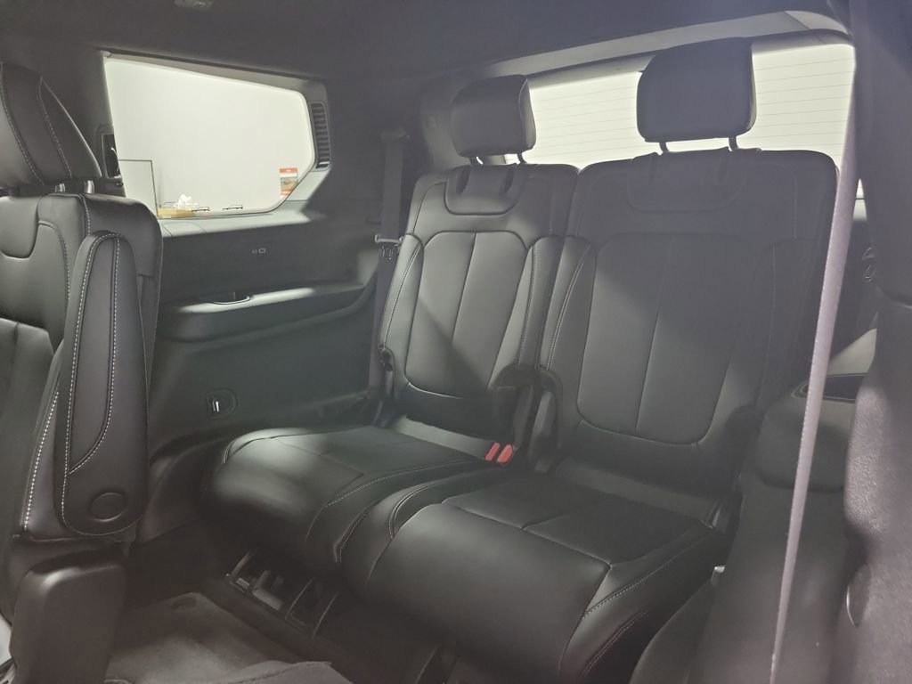 New 2025 Jeep Grand Cherokee L Limited w/ Trailer Tow Package image 12