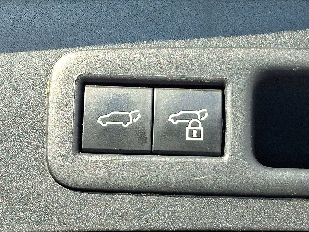 Used 2024 Lexus UX 250h F Sport AWD/4WD image 31