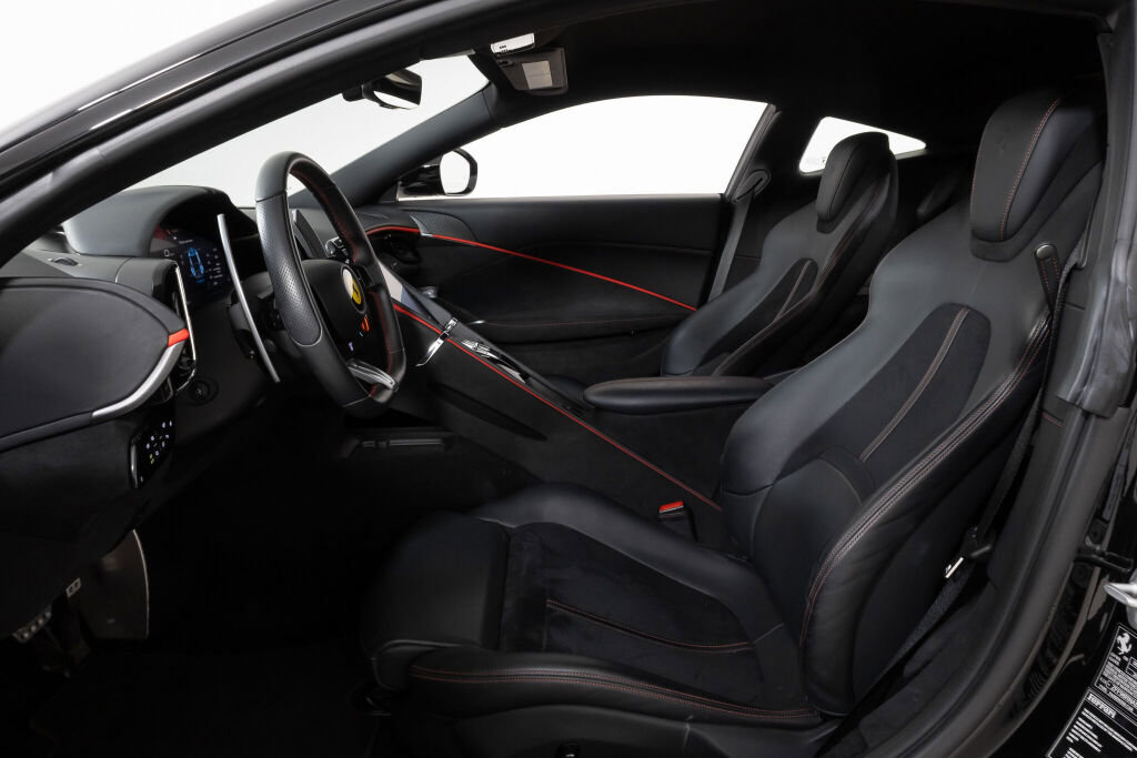 Used 2024 Ferrari Roma image 38