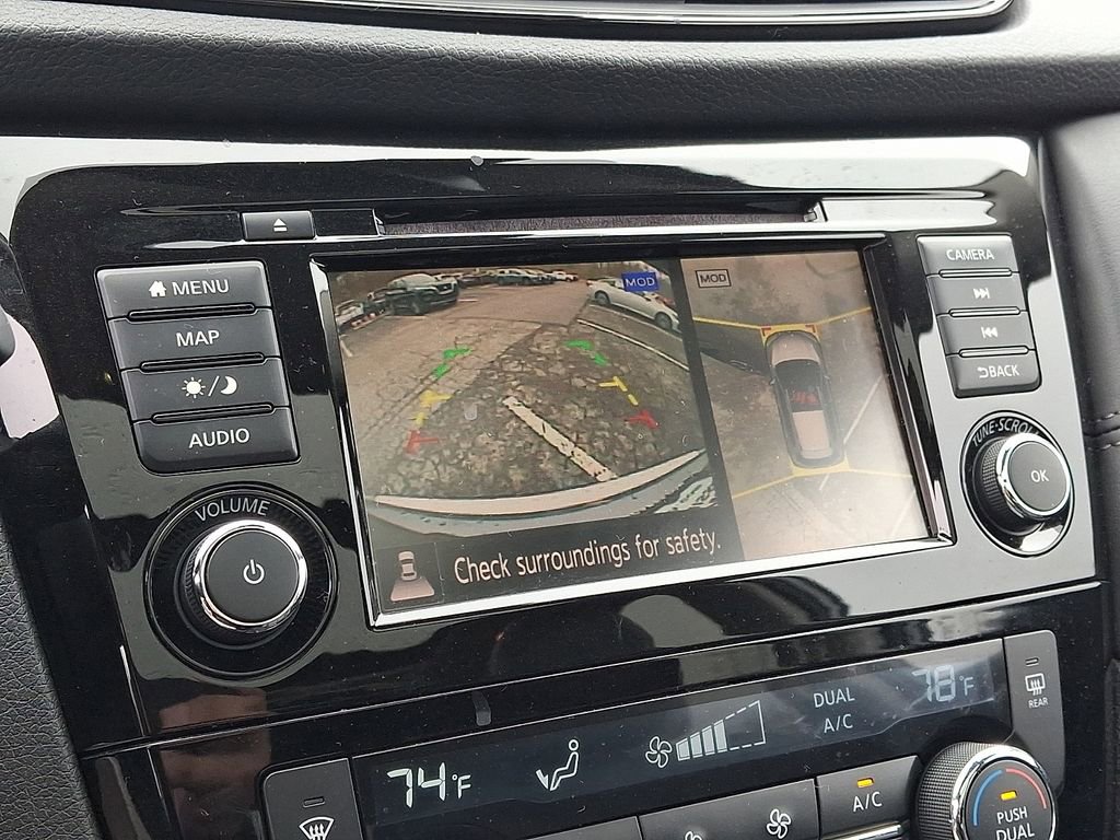 Used 2020 Nissan Rogue SL w/ Premium Package image 19