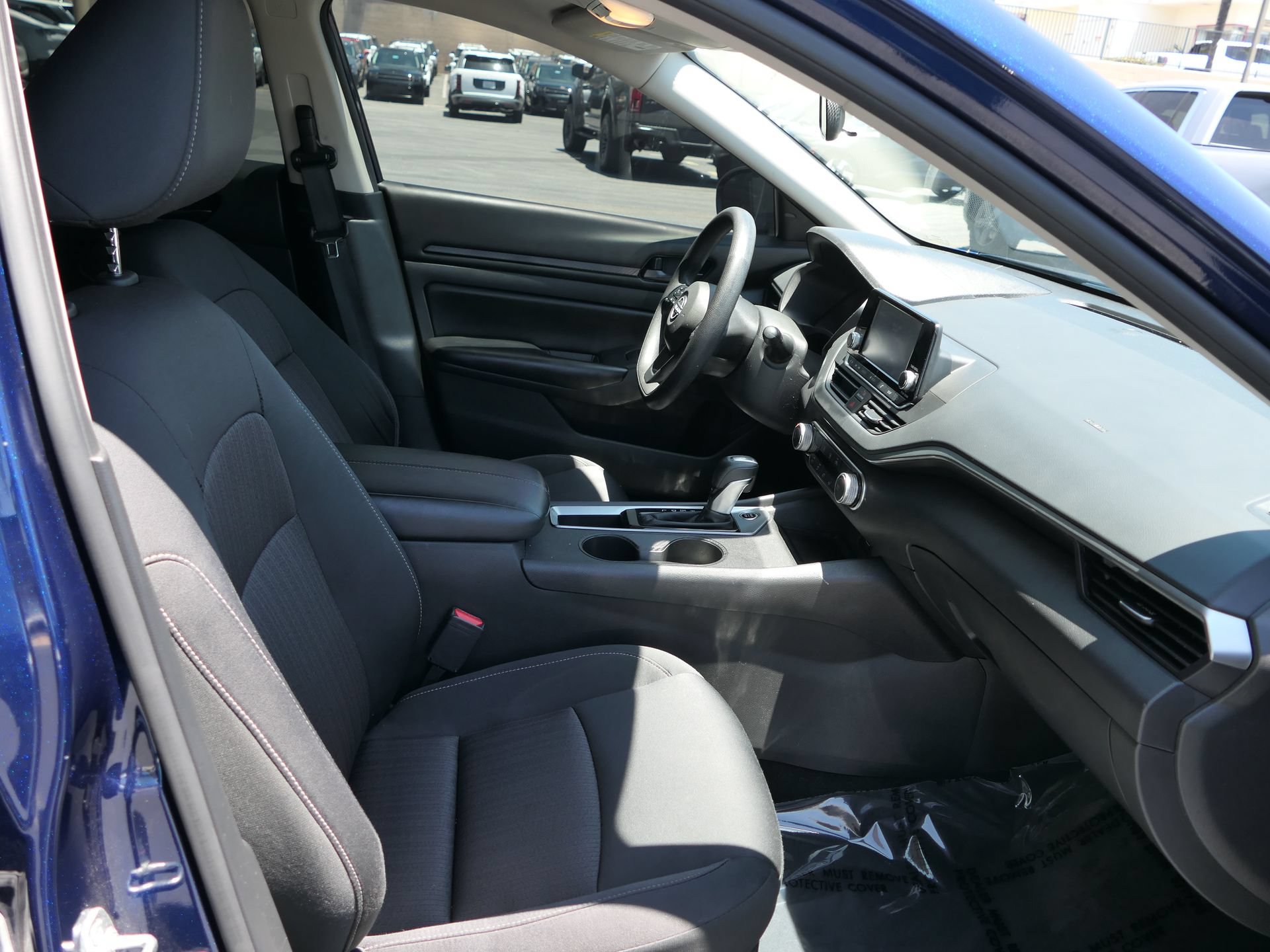 Used 2024 Nissan Altima 2.5 S FWD image 25