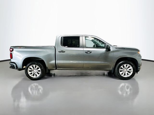 Used 2021 Chevrolet Silverado 1500 Custom w/ LPO, Dark Essentials Package AWD/4WD image 6