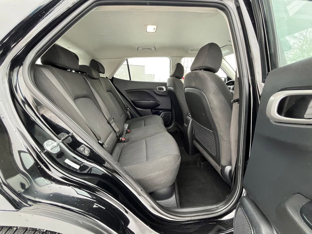 Used 2023 Hyundai Venue SE w/ Cargo Package image 20