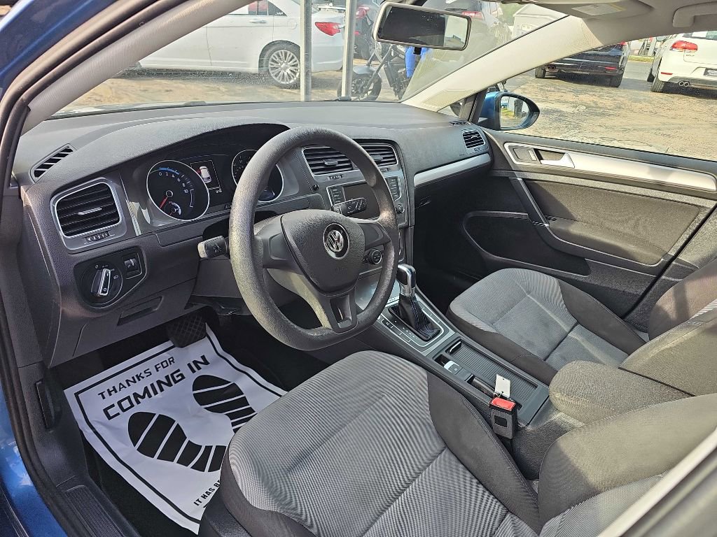 Used 2016 Volkswagen e-Golf SE FWD image 9