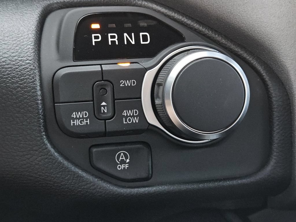 New 2026 RAM 1500 Express AWD/4WD image 15