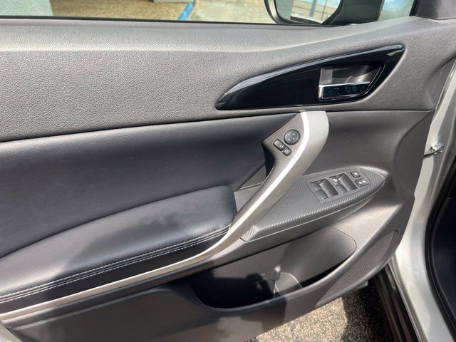 Used 2025 Mitsubishi Eclipse Cross SEL AWD/4WD image 12