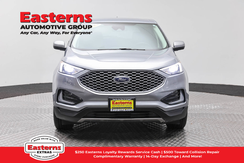 Used 2024 Ford Edge SEL AWD/4WD image 3