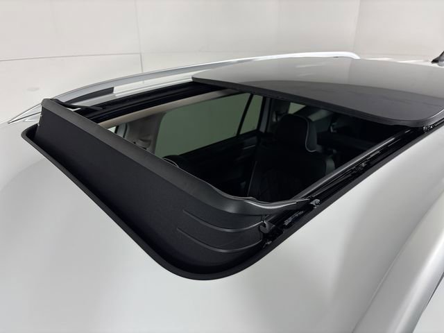 New 2026 Volkswagen Atlas SEL Premium R-Line image 23