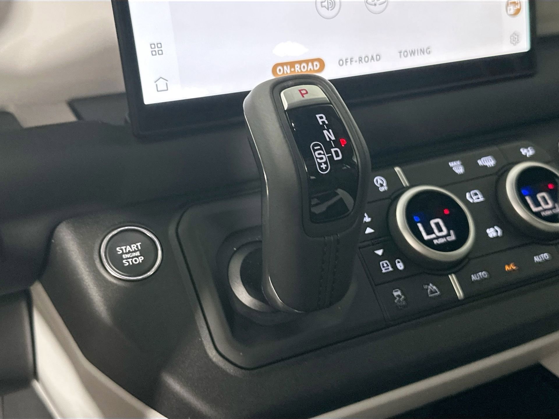 Certified 2025 Land Rover Defender 110 S image 9