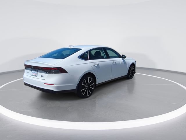 Used 2024 Honda Accord Touring image 8