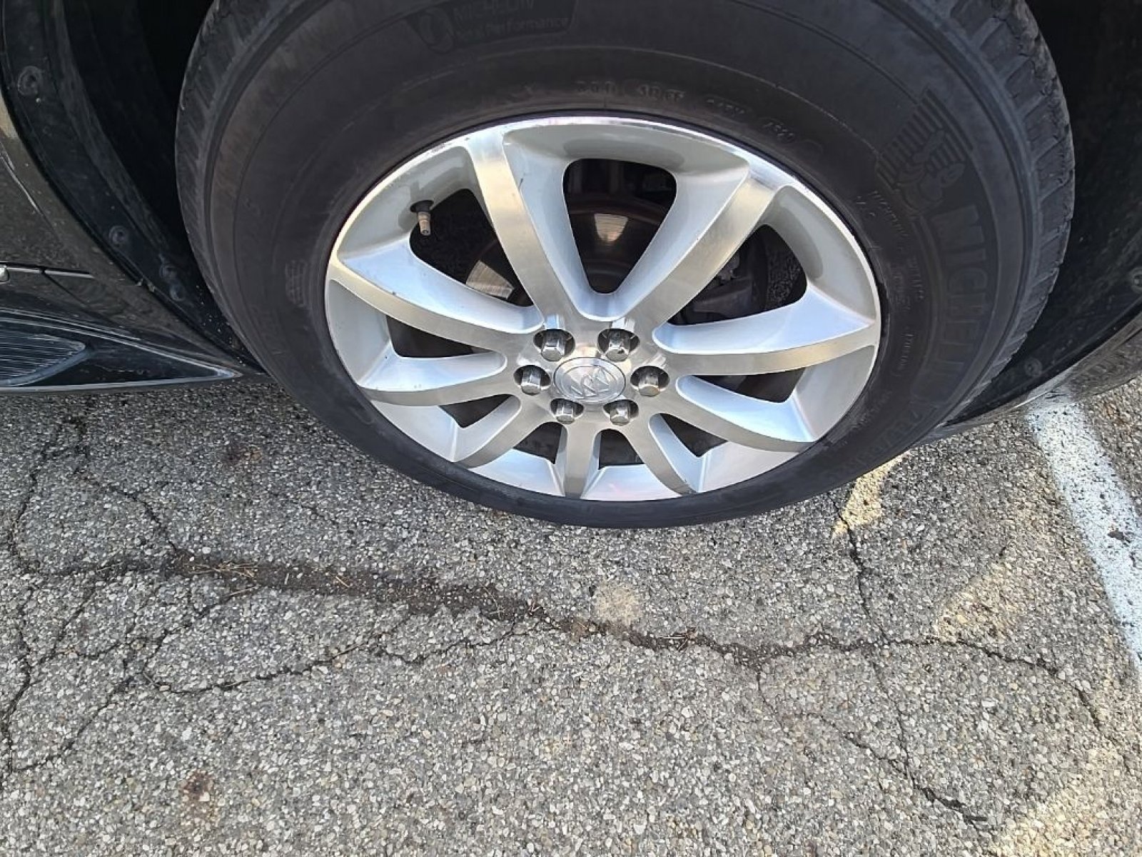 Used 2013 Buick Enclave Premium w/ Trailering Provision Package image 20