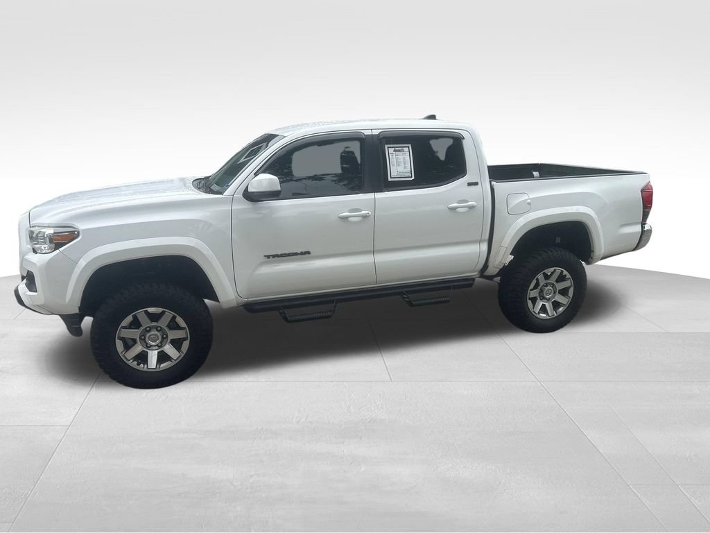 Used 2019 Toyota Tacoma SR5 RWD image 7