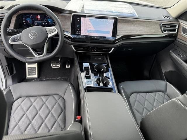 New 2025 Volkswagen Atlas SEL Premium R-Line image 16