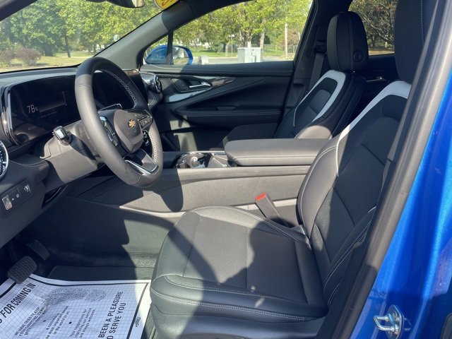 Used 2025 Chevrolet Blazer EV LT image 14