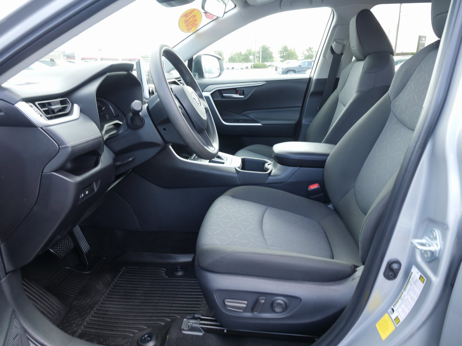 Used 2024 Toyota RAV4 XLE image 14