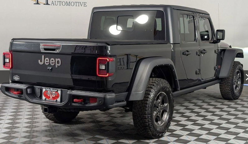 Used 2021 Jeep Gladiator Rubicon AWD/4WD image 5
