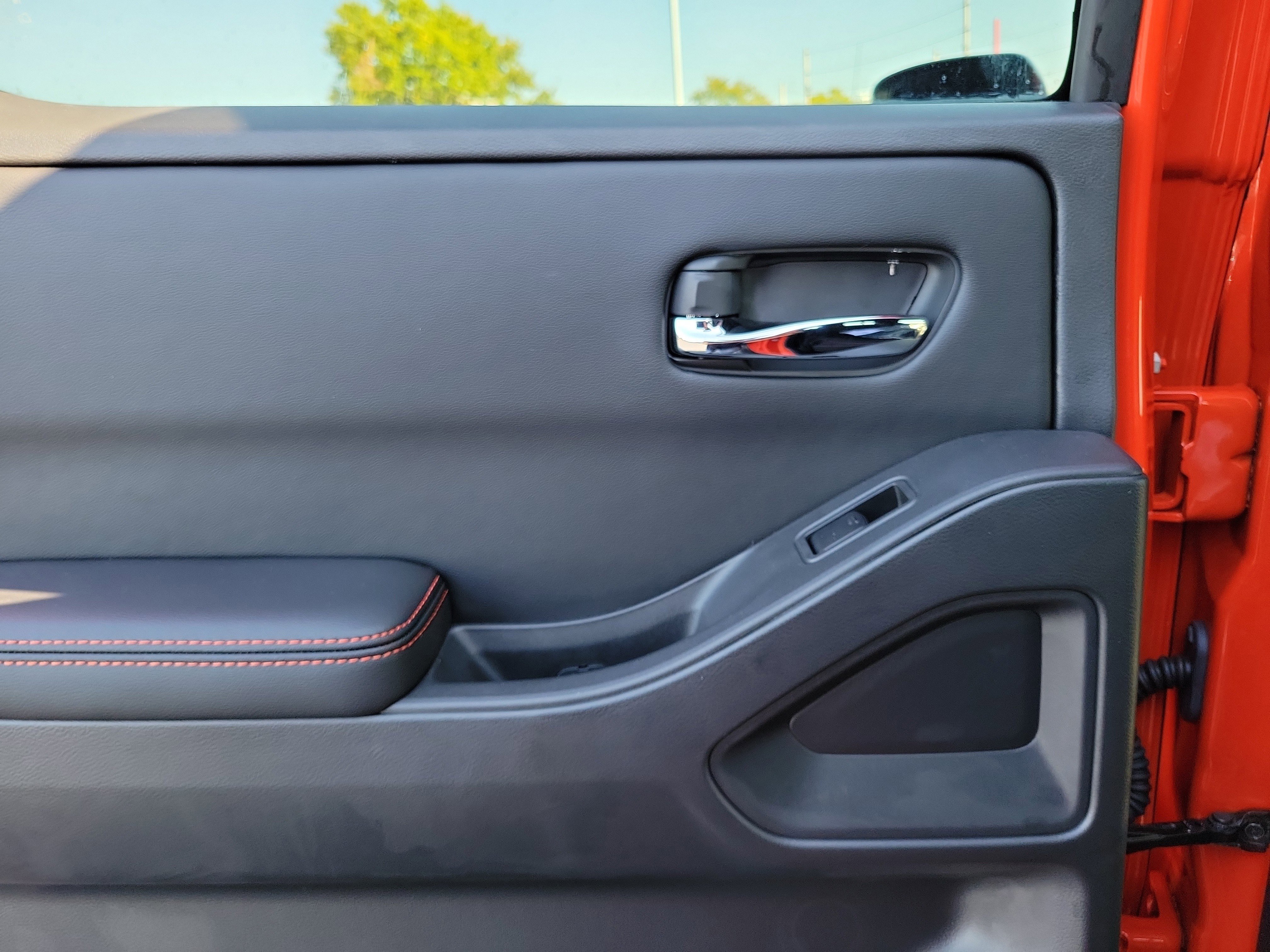 New 2025 Nissan Frontier PRO-4X w/ Interior Protection Package image 12