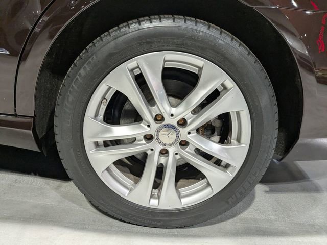 Used 2011 Mercedes-Benz E 350 4MATIC Wagon image 17