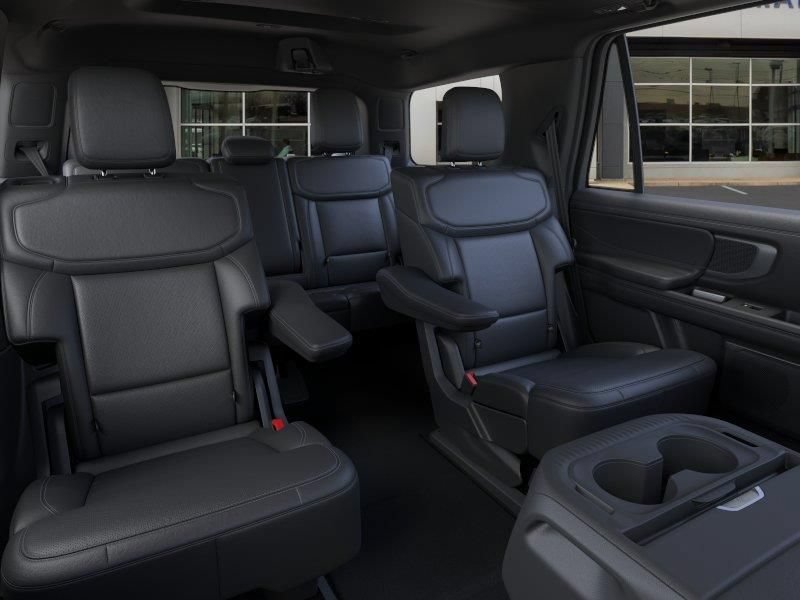 New 2026 Ford Expedition Platinum w/ Stealth Appearance Package AWD/4WD image 15
