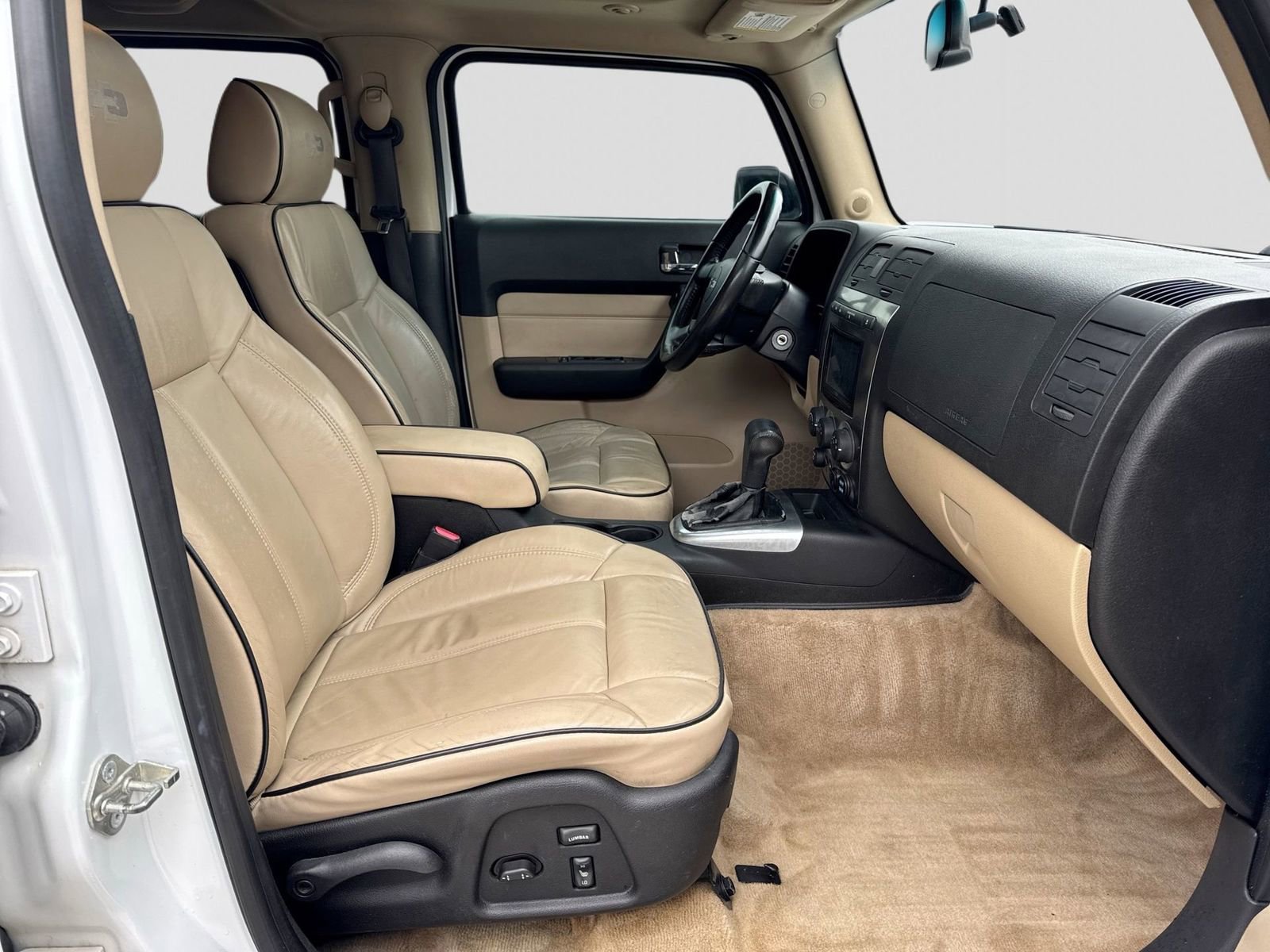 Used 2007 HUMMER H3 Luxury image 6