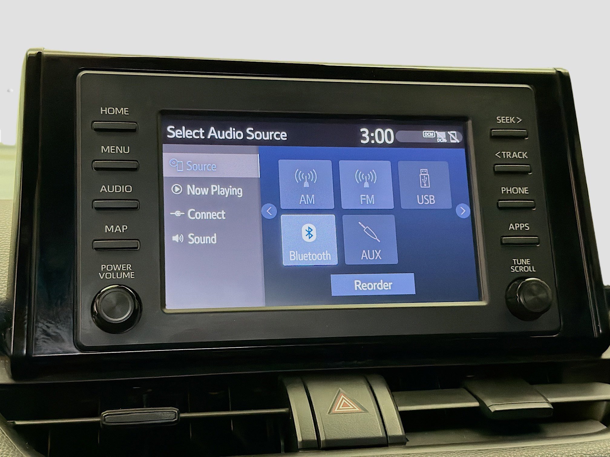 Used 2019 Toyota RAV4 XLE w/ Convenience Package image 8