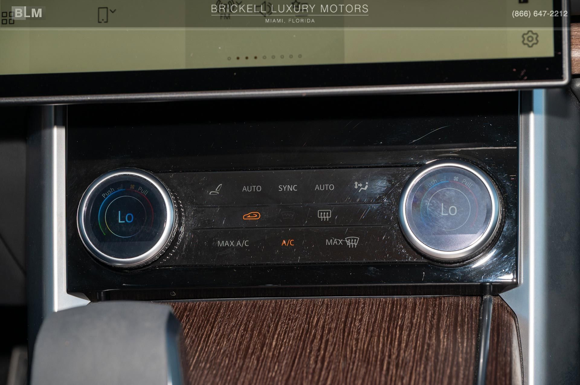 Used 2023 Land Rover Range Rover SE image 27