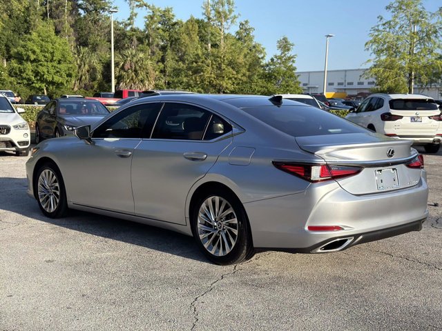Used 2023 Lexus ES 350 Ultra Luxury w/ Accessory Package (Z2) FWD image 4