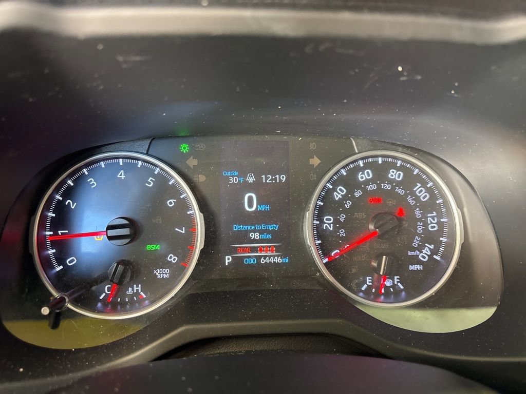 Used 2021 Toyota RAV4 XLE Premium image 15