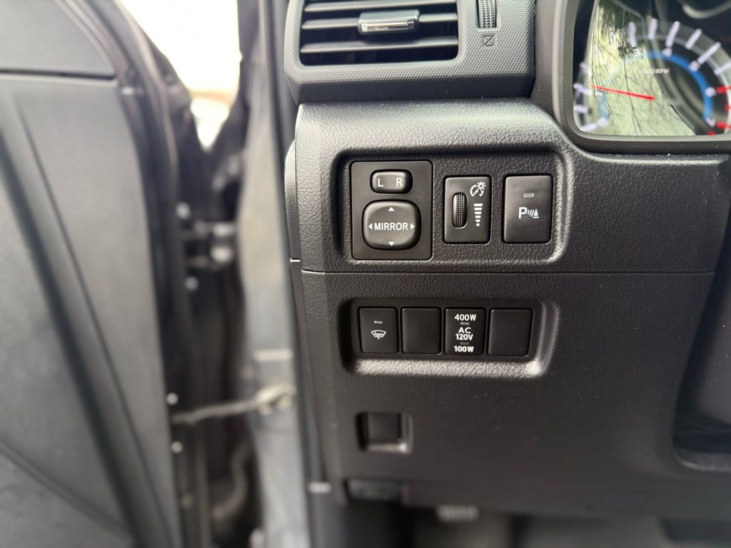 Used 2017 Toyota 4Runner Limited image 14