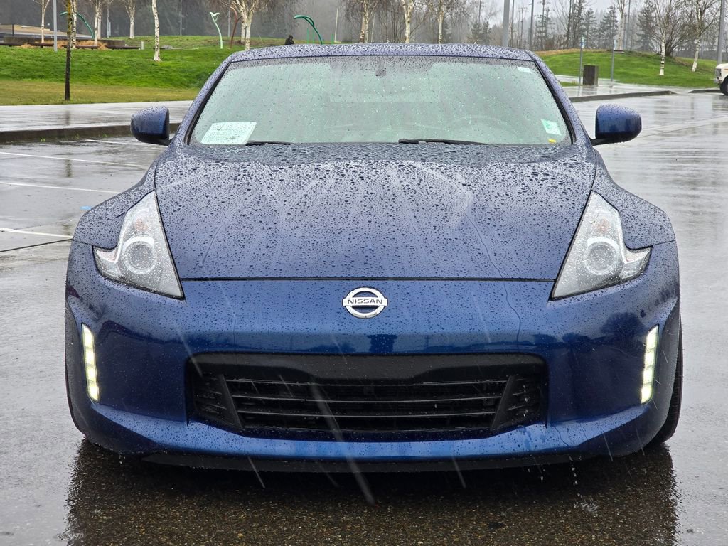 Used 2019 Nissan 370Z Coupe RWD image 8