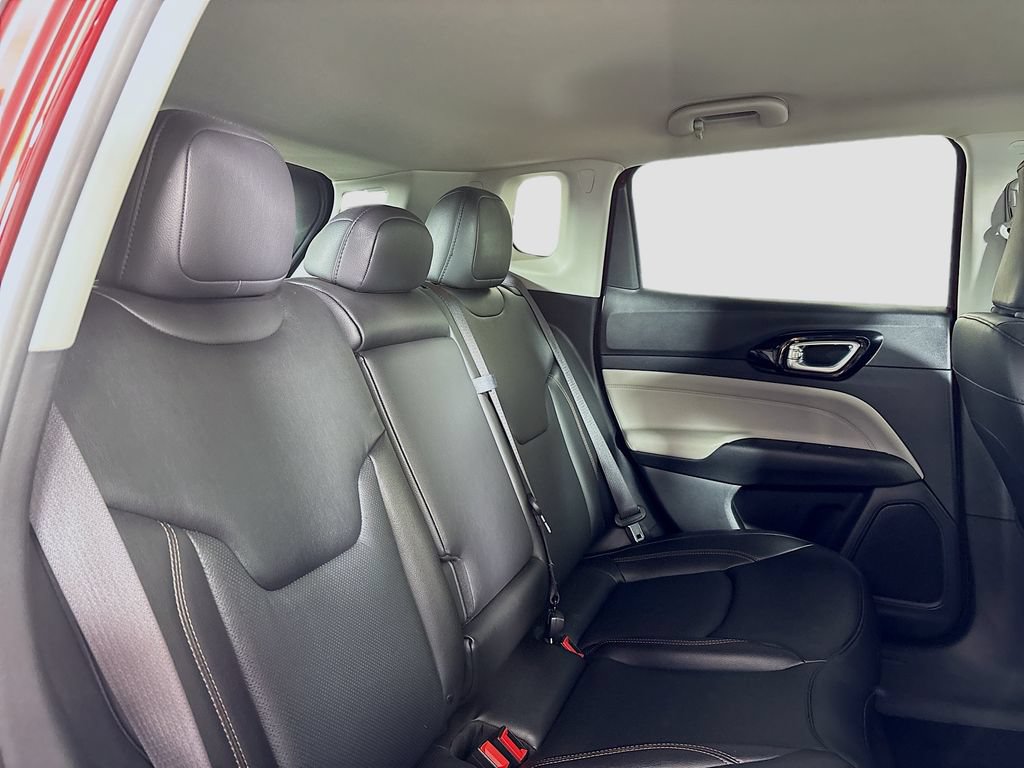 Used 2022 Jeep Compass Limited AWD/4WD image 26