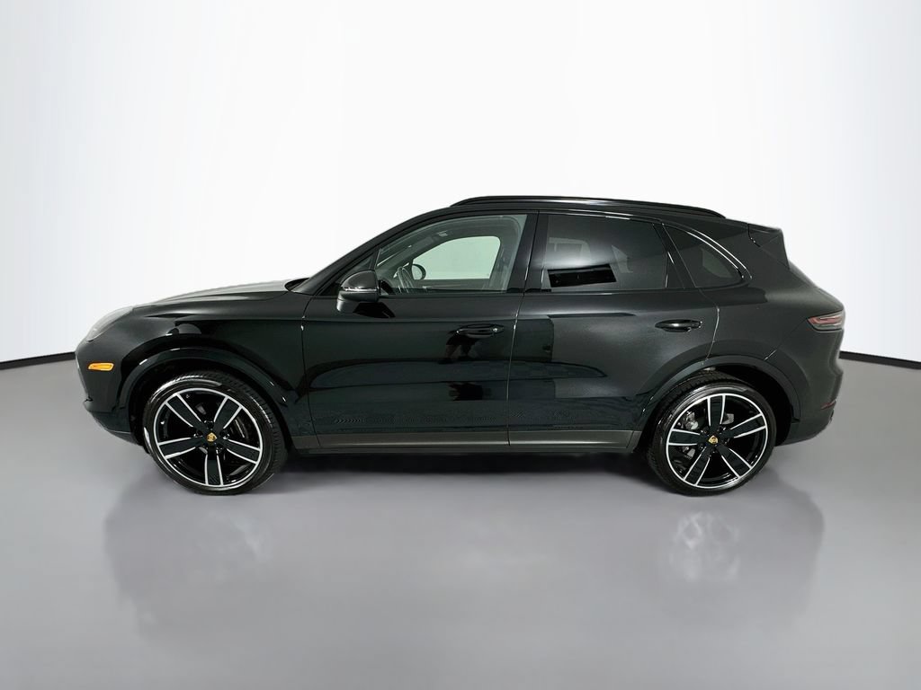 Certified 2023 Porsche Cayenne AWD/4WD image 2