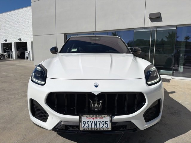 Used 2025 Maserati Grecale Modena image 2