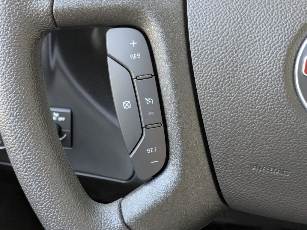 New 2025 GMC Savana 3500 LT w/ LT Preferred Equipment Group image 16