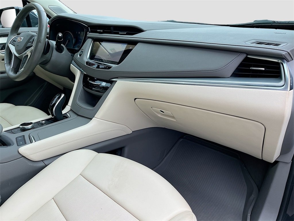 Used 2021 Cadillac XT5 Premium Luxury image 29