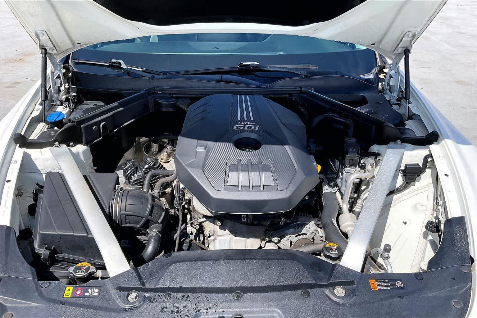 Used 2018 Kia Stinger Premium RWD image 9
