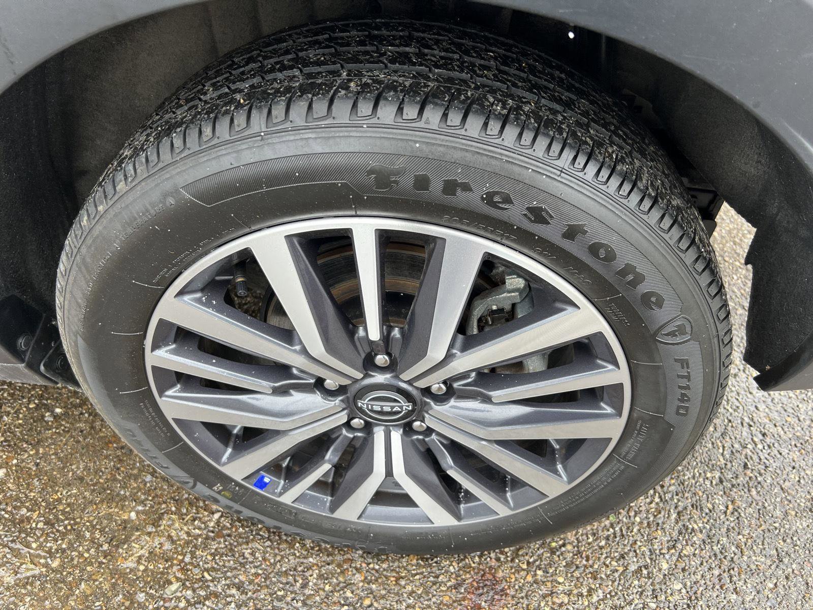 Used 2024 Nissan Kicks SV image 36