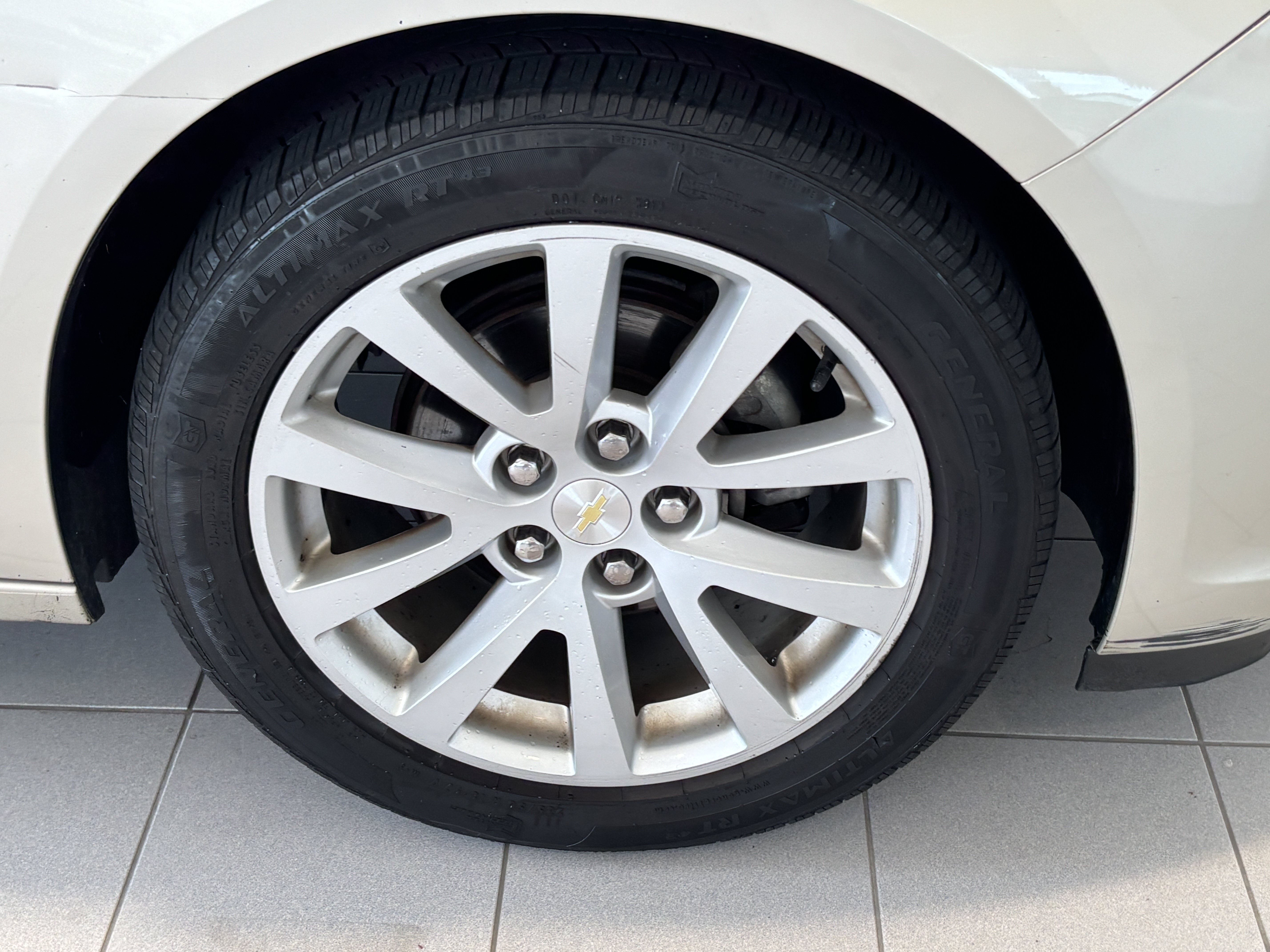 Used 2013 Chevrolet Malibu LT FWD image 10