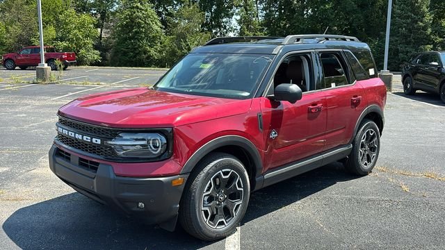 New 2026 Ford Bronco Sport Outer Banks w/ Outer Banks Tech Package+ AWD/4WD image 2
