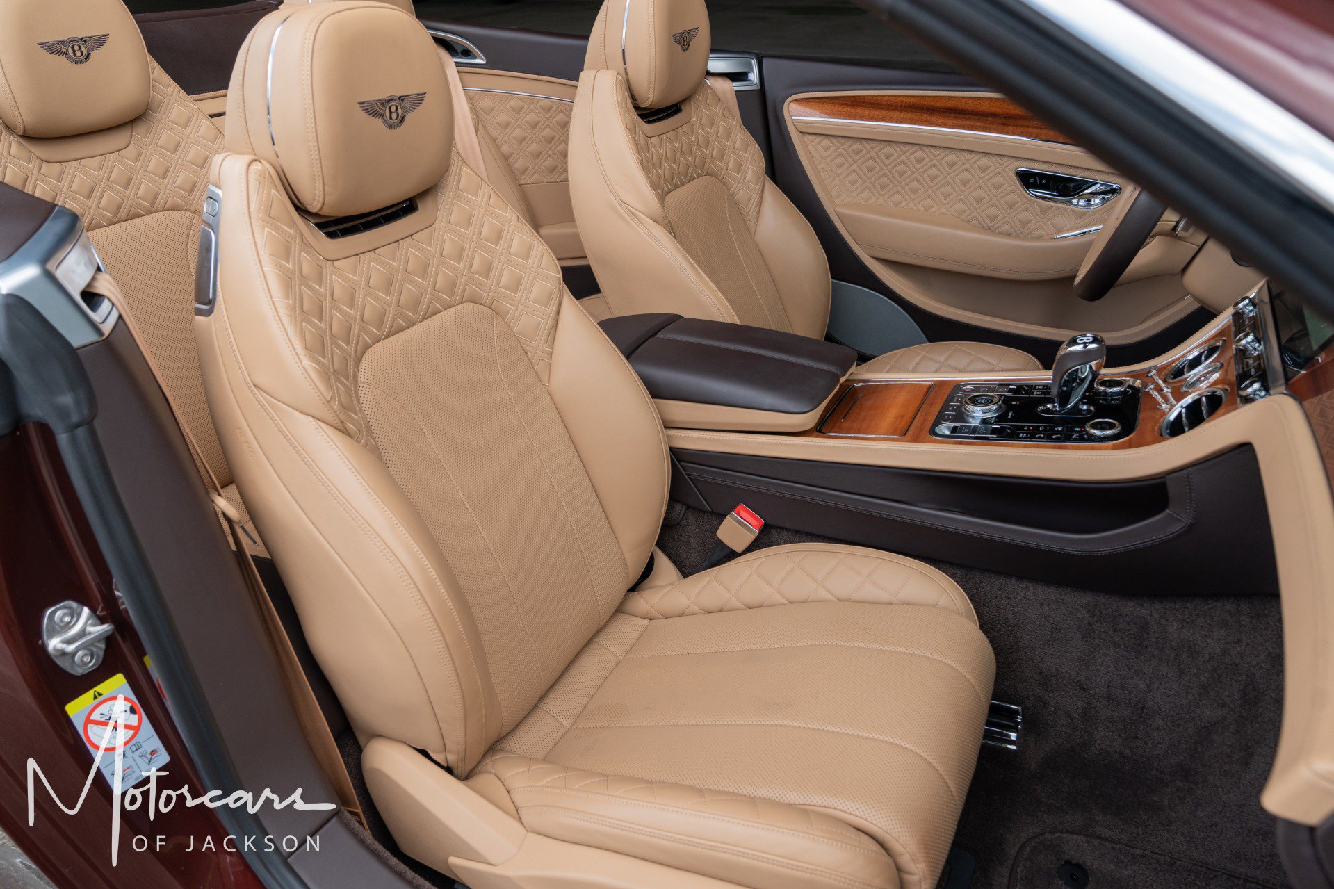 Used 2021 Bentley Continental GT V8 image 17