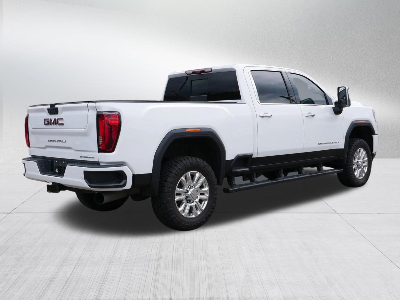 Used 2020 GMC Sierra 3500 Denali w/ Denali Ultimate Package AWD/4WD image 7