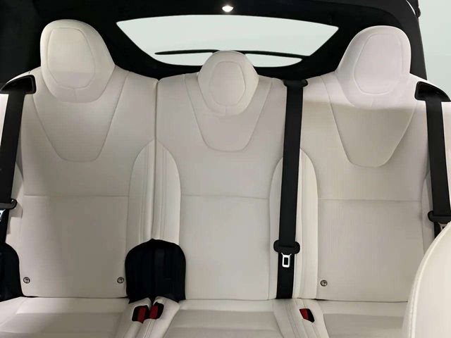 Used 2022 Tesla Model X image 75